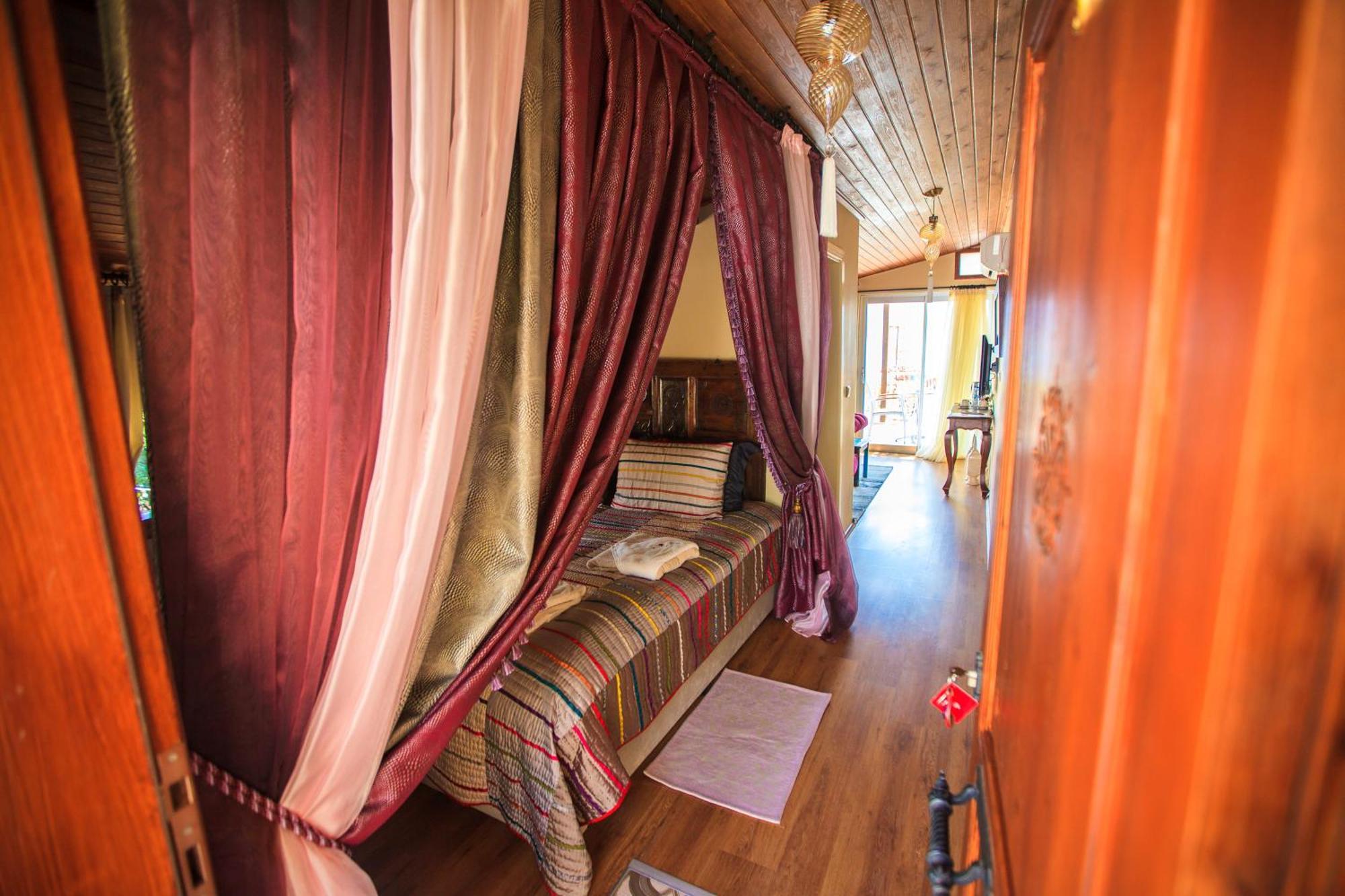 Lemon Villa Hotel - Adult Only Аланя Екстериор снимка